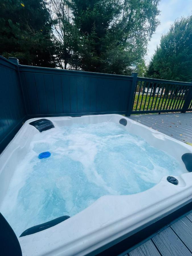 Copse View With Hot Tub * York