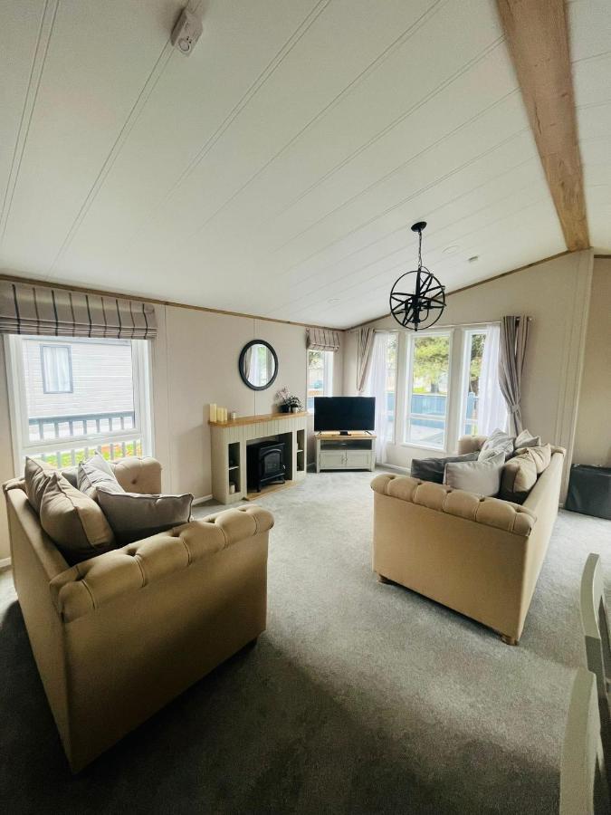 Copse View With Hot Tub Holiday home *